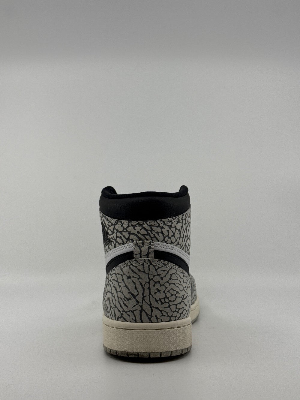 *USED* AJ 1 - WHITE CEMENT|41625