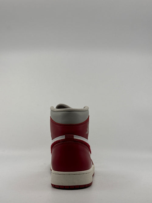 *USED* AJ 1 (W) - VARSITY RED|41631