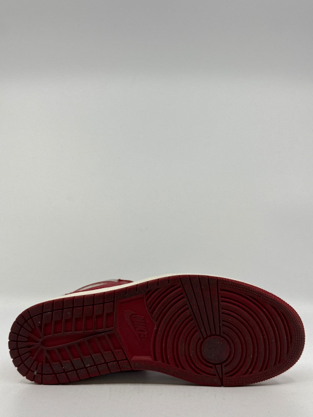 *USED* AJ 1 (W) - VARSITY RED|41635