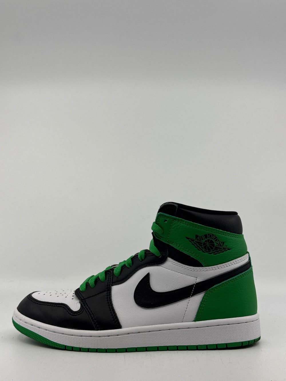*USED* AJ 1 - LUCKY GREEN|41672