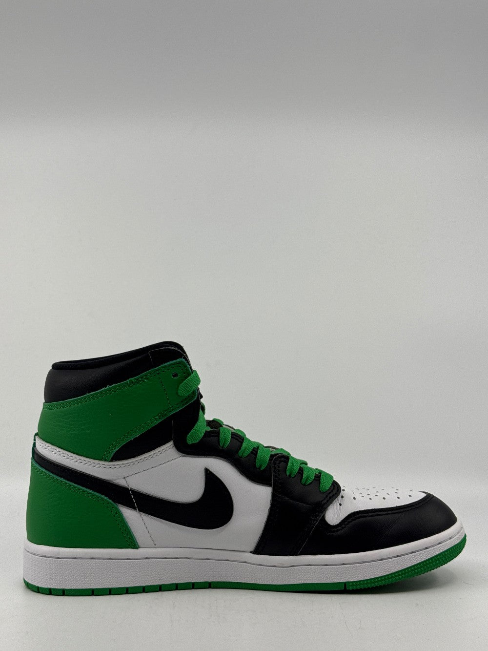 *USED* AJ 1 - LUCKY GREEN|41674