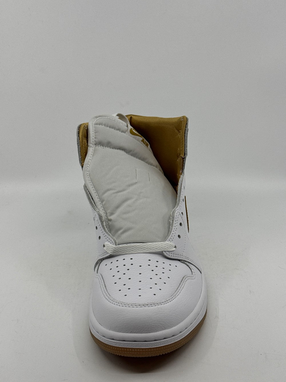 AJ 1 (W) - METALLIC GOLD|41686
