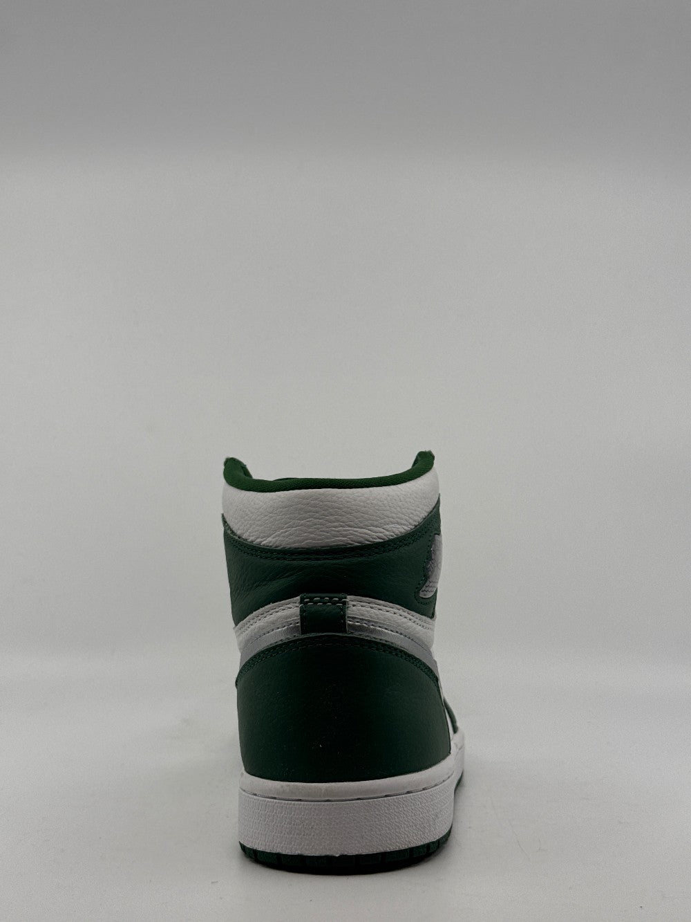*USED* AJ 1 - GORGE GREEN|41727