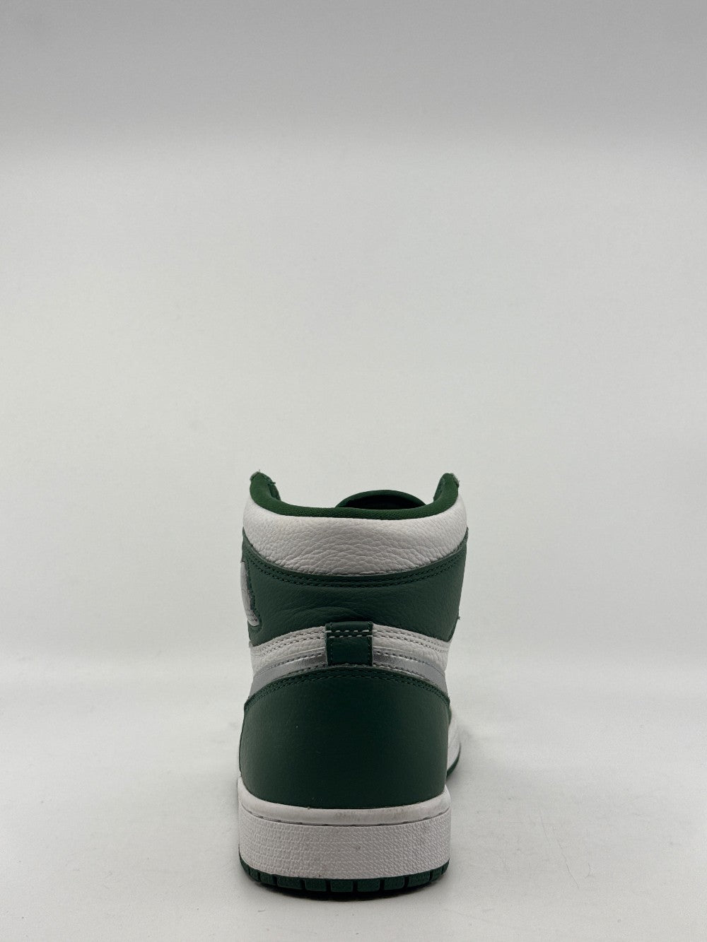 *USED* AJ 1 - GORGE GREEN|41733