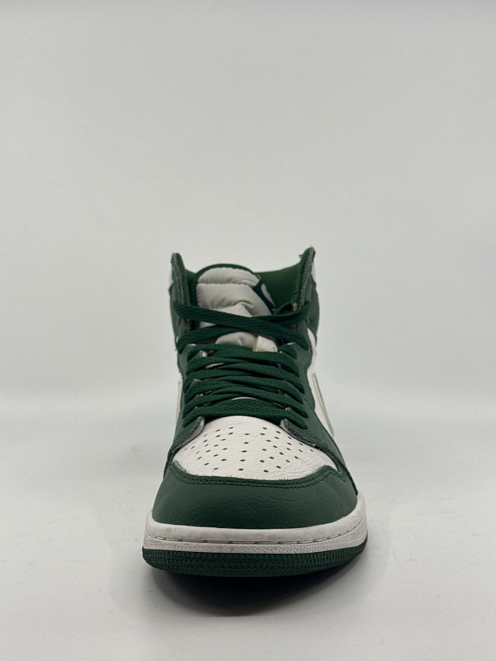 *USED* AJ 1 - GORGE GREEN|41735