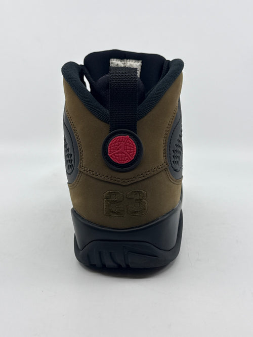 *USED* AJ 9 - OLIVE (2024)|41801