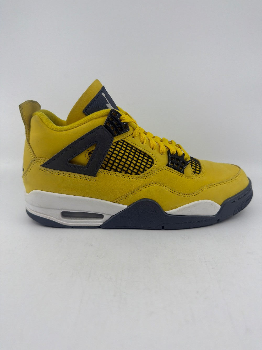*USED* AJ 4 - LIGHTNING (2021)|41813