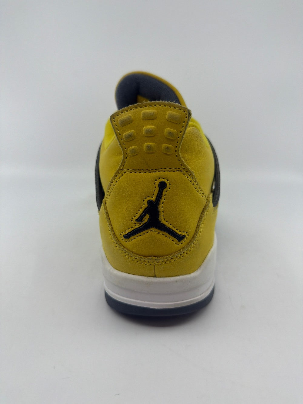 *USED* AJ 4 - LIGHTNING (2021)|41816
