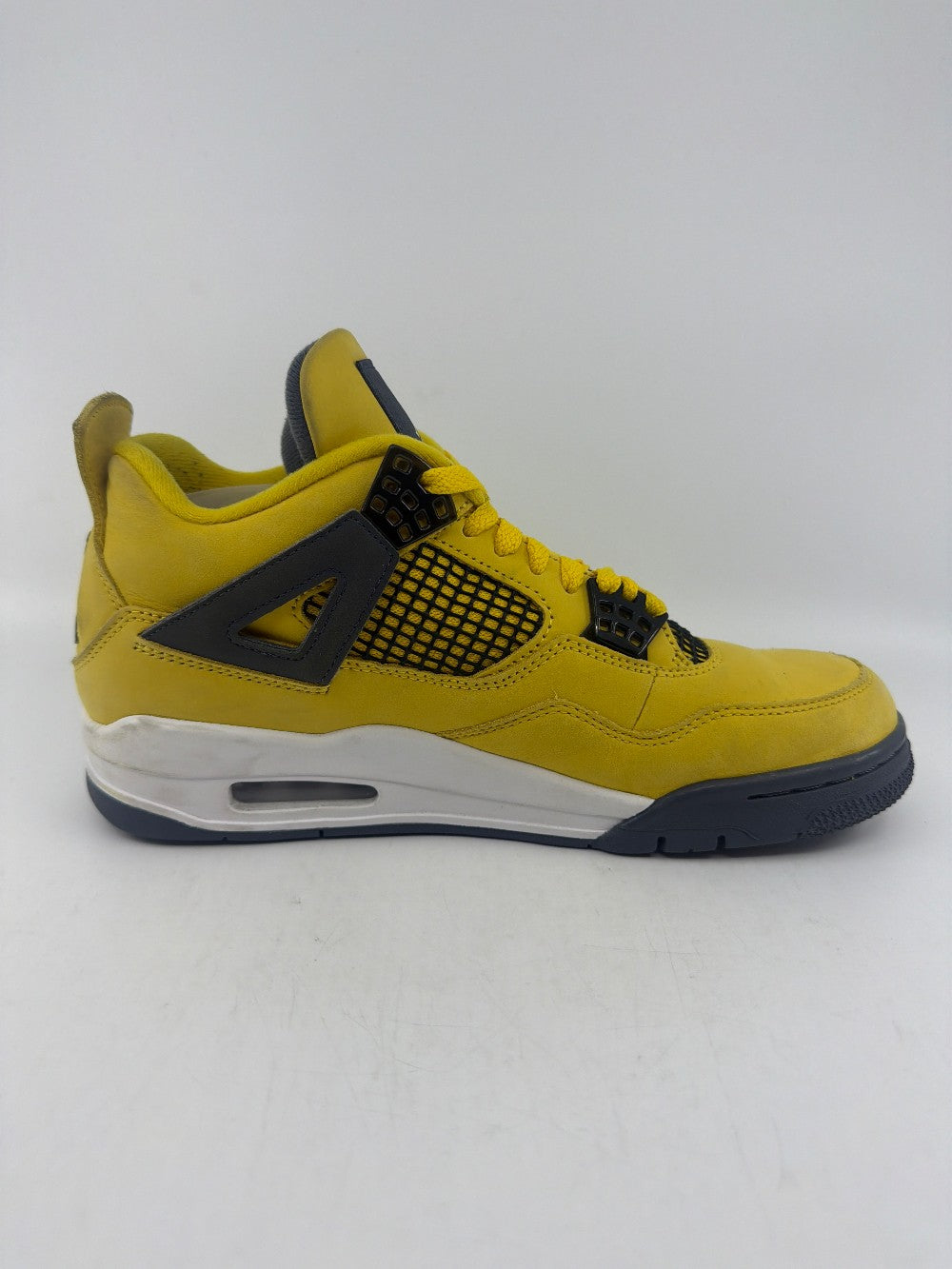 *USED* AJ 4 - LIGHTNING (2021)|41820