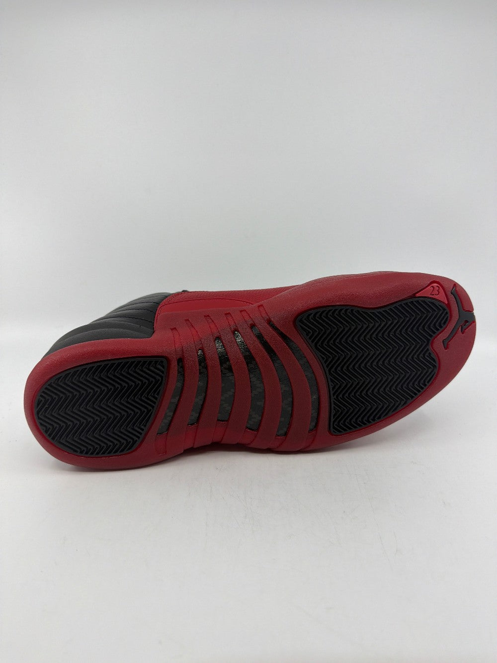 AJ 12 - FLU GAME (2025)|41902