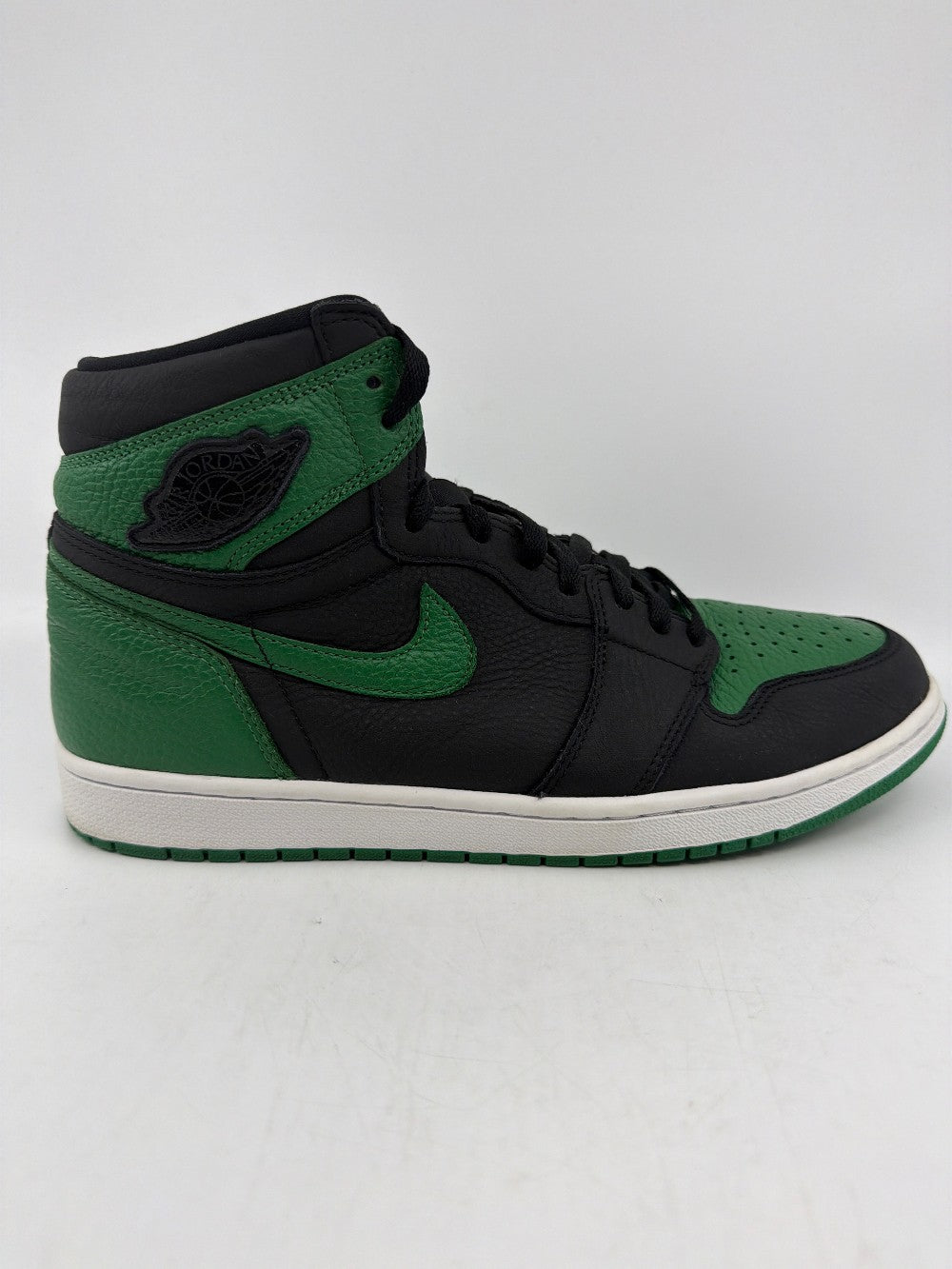 *USED* AJ 1 - PINE GREEN BLACK|41923