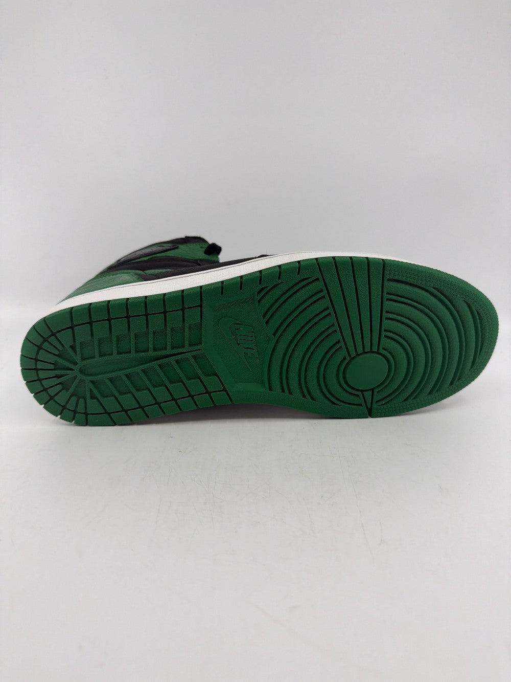 *USED* AJ 1 - PINE GREEN BLACK|41927
