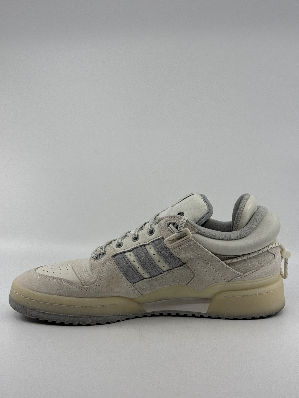 *USED* ADIDAS FORUM BUCKLE LOW X BAD BUNNY - LAST FORUM|41955