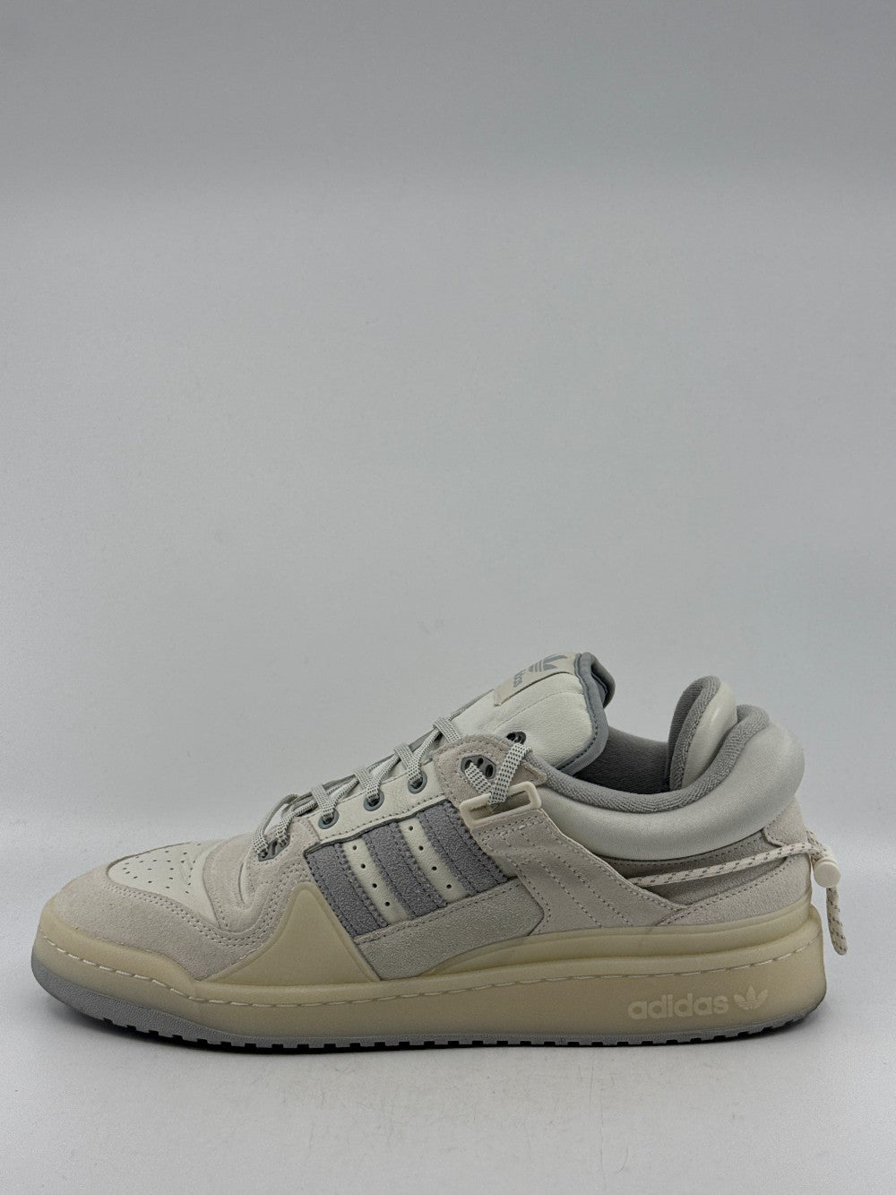 *USED* ADIDAS FORUM BUCKLE LOW X BAD BUNNY - LAST FORUM|41959