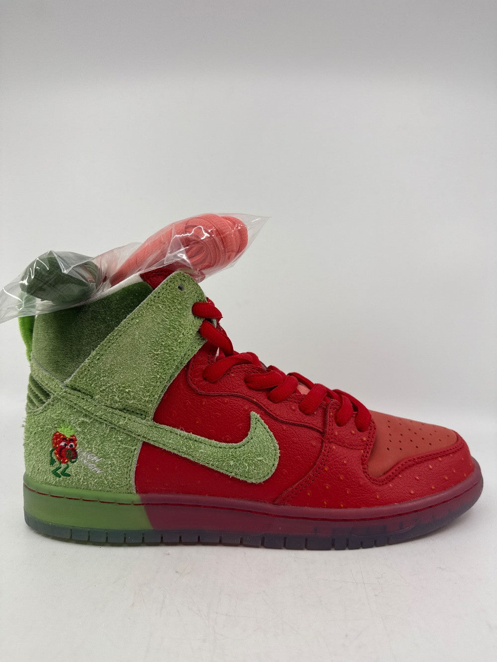 NIKE SB DUNK HIGH - STRAWBERRY COUGH|42063
