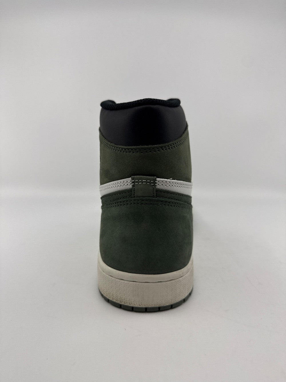 *USED/REP BOX* AJ 1 - CLAY GREEN|42108