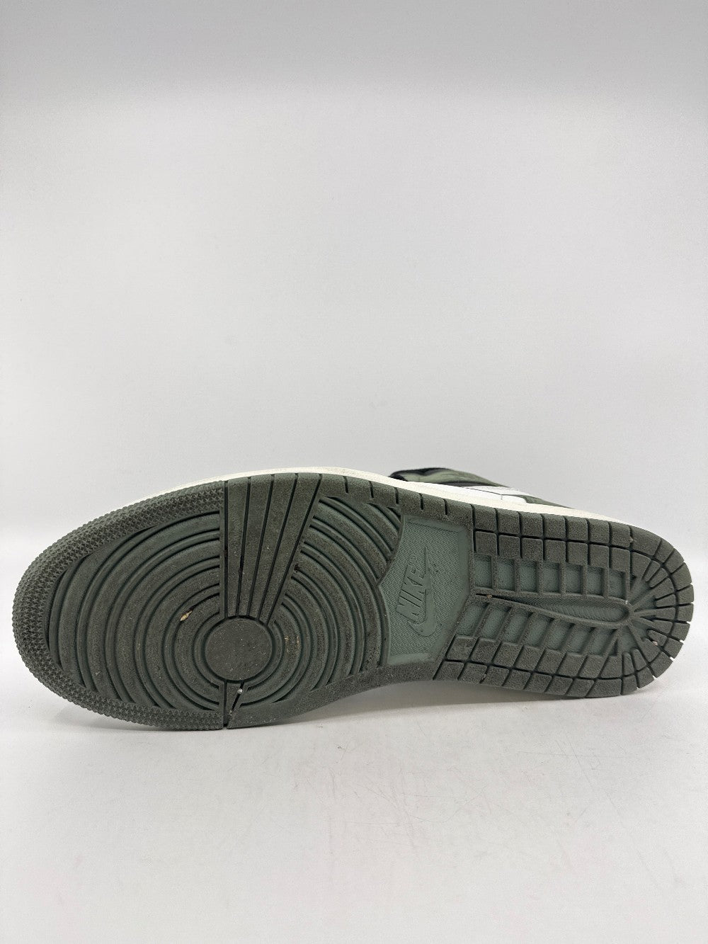 *USED/REP BOX* AJ 1 - CLAY GREEN|42109