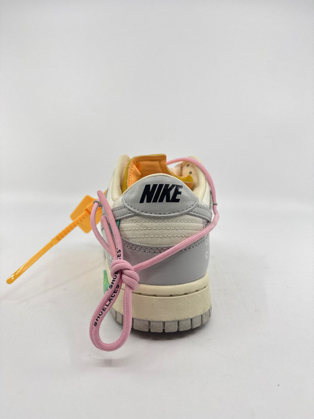 *USED* NIKE DUNK LOW X OFF-WHITE - LOT 9|42236