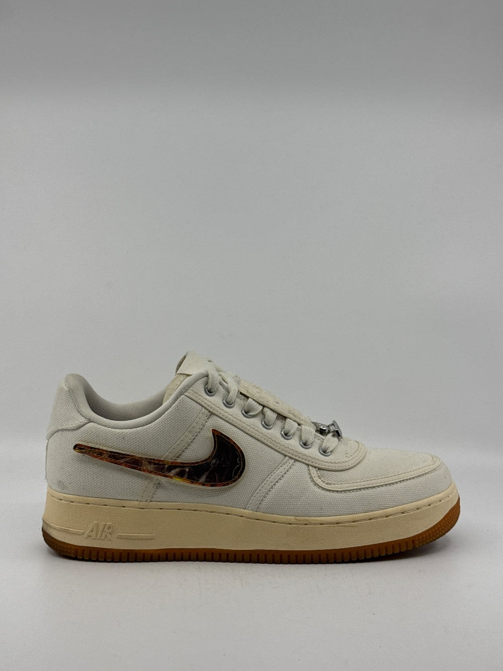 *USED* NIKE AIR FORCE 1 LOW X TRAVIS SCOTT - SAIL|42330
