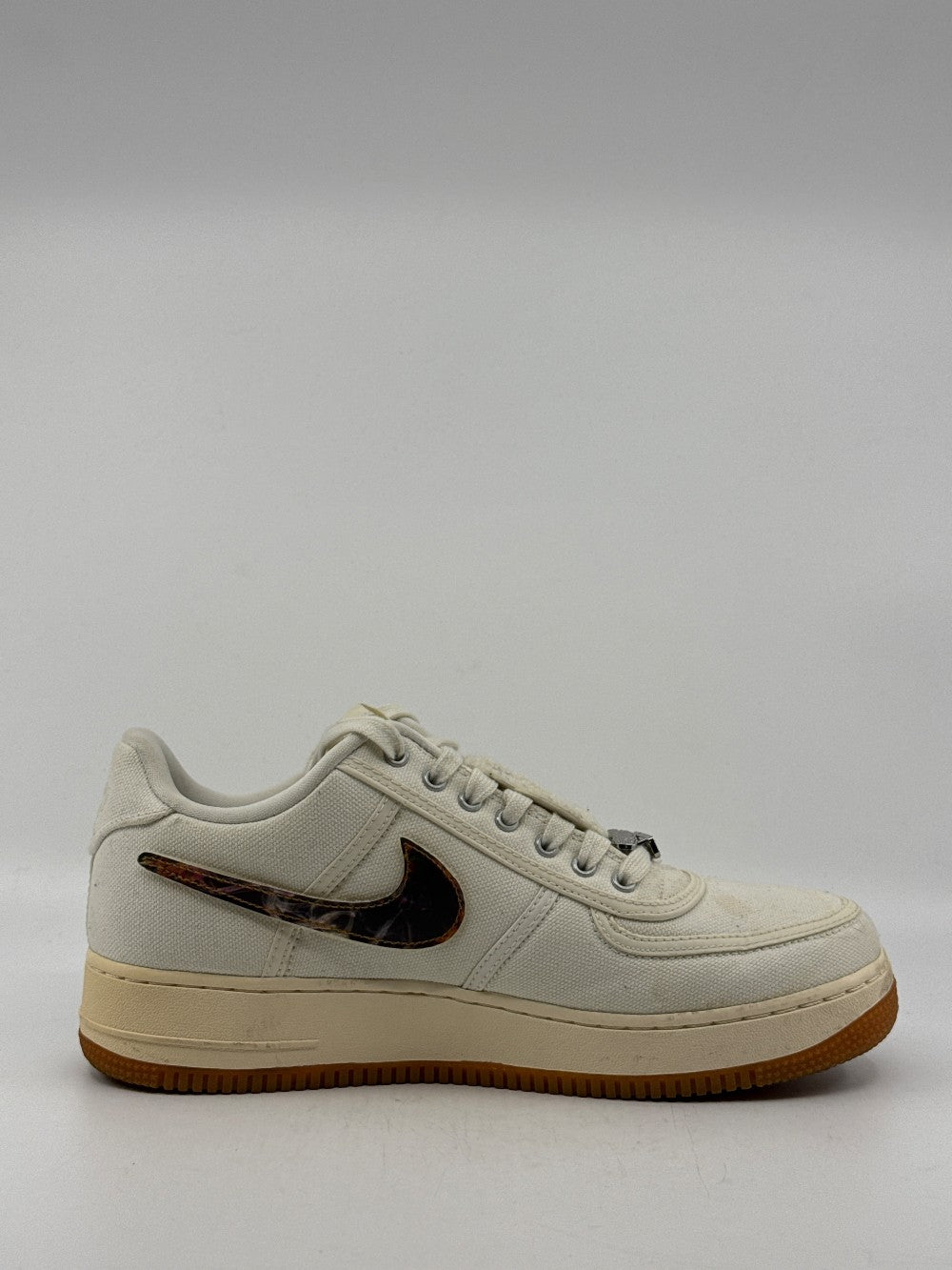 *USED* NIKE AIR FORCE 1 LOW X TRAVIS SCOTT - SAIL|42339