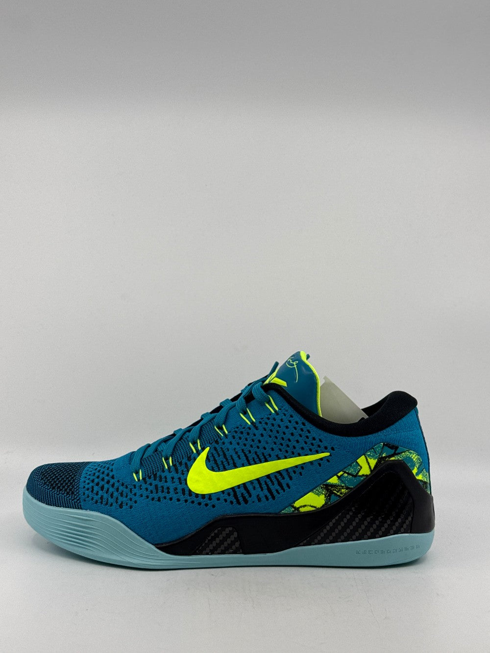 NIKE KOBE 9 ELITE LOW PROTRO - PERSPECTIVE|42349