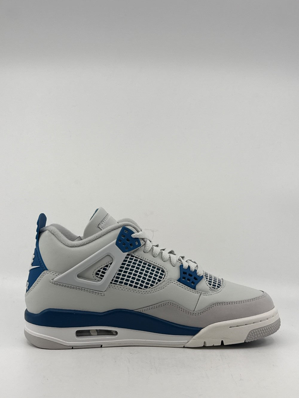 AJ 4 - MILITARY BLUE (2024)|42401