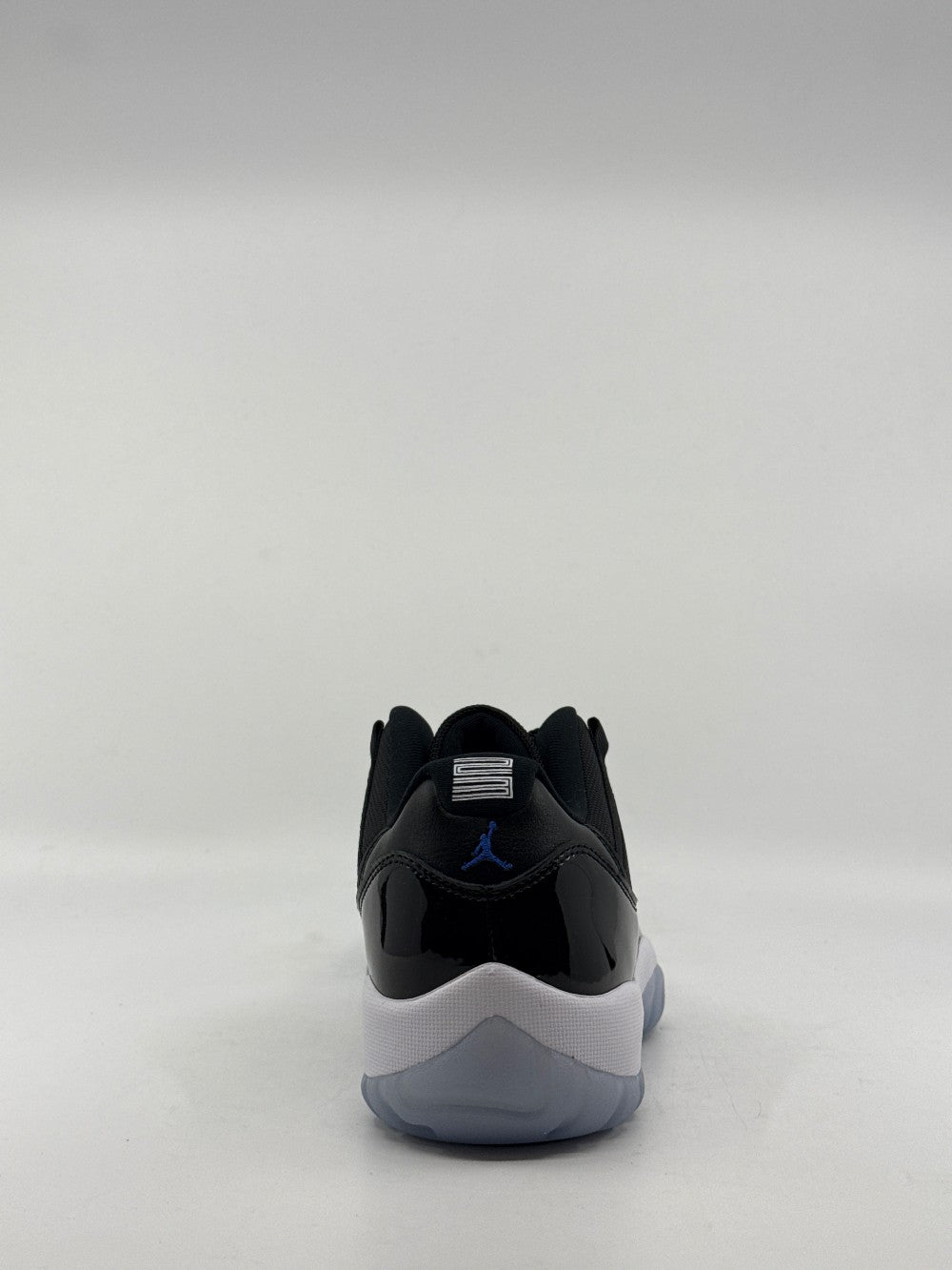 AJ 11 LOW - SPACE JAM|42442