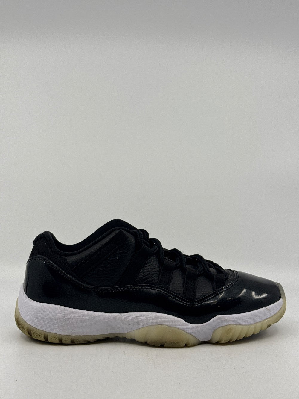*USED/NO BOX* AJ 11 LOW - 72-10|42541