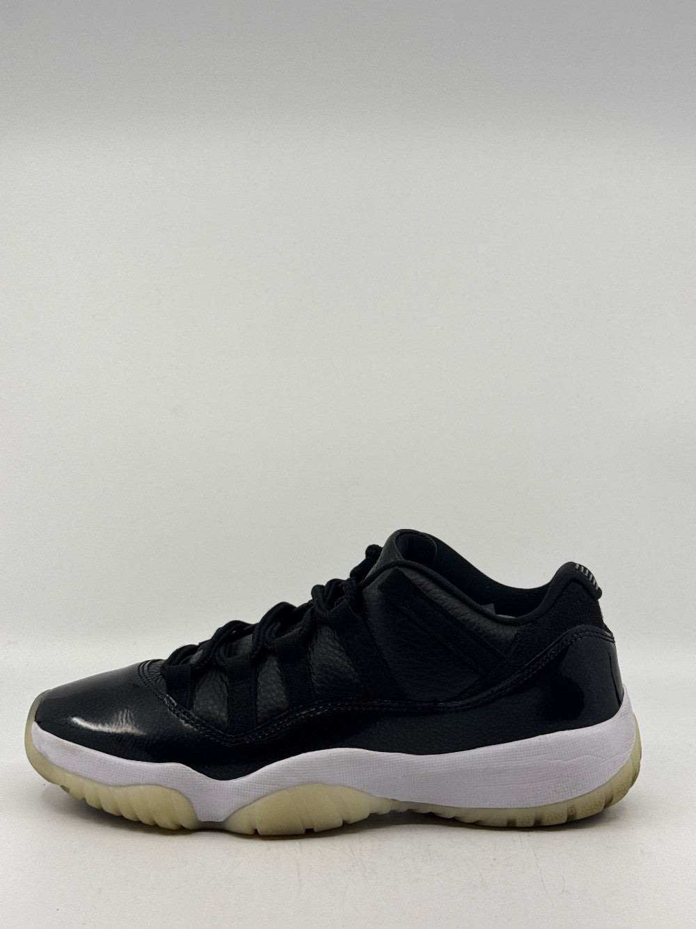 *USED/NO BOX* AJ 11 LOW - 72-10|42547