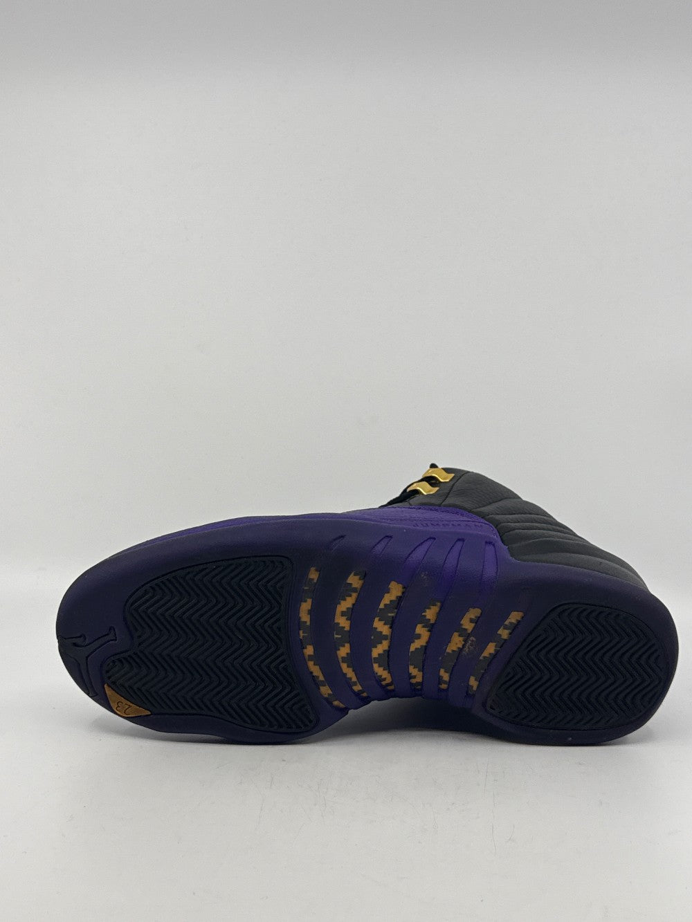 *USED* AJ 12 - FIELD PURPLE|42588
