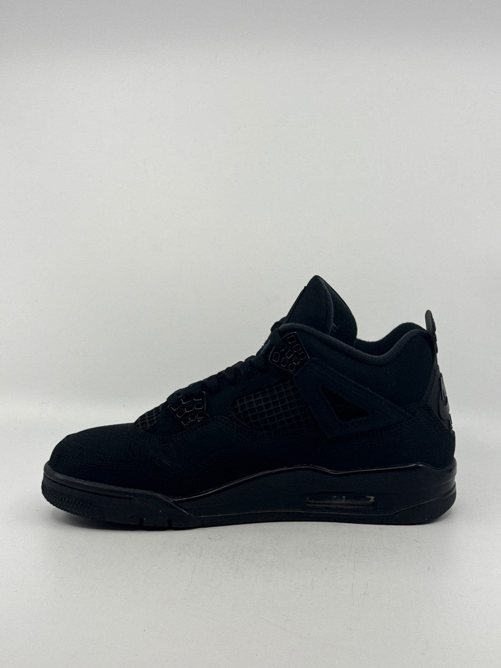 *USED* AJ 4 - BLACK CAT (2025)|42603