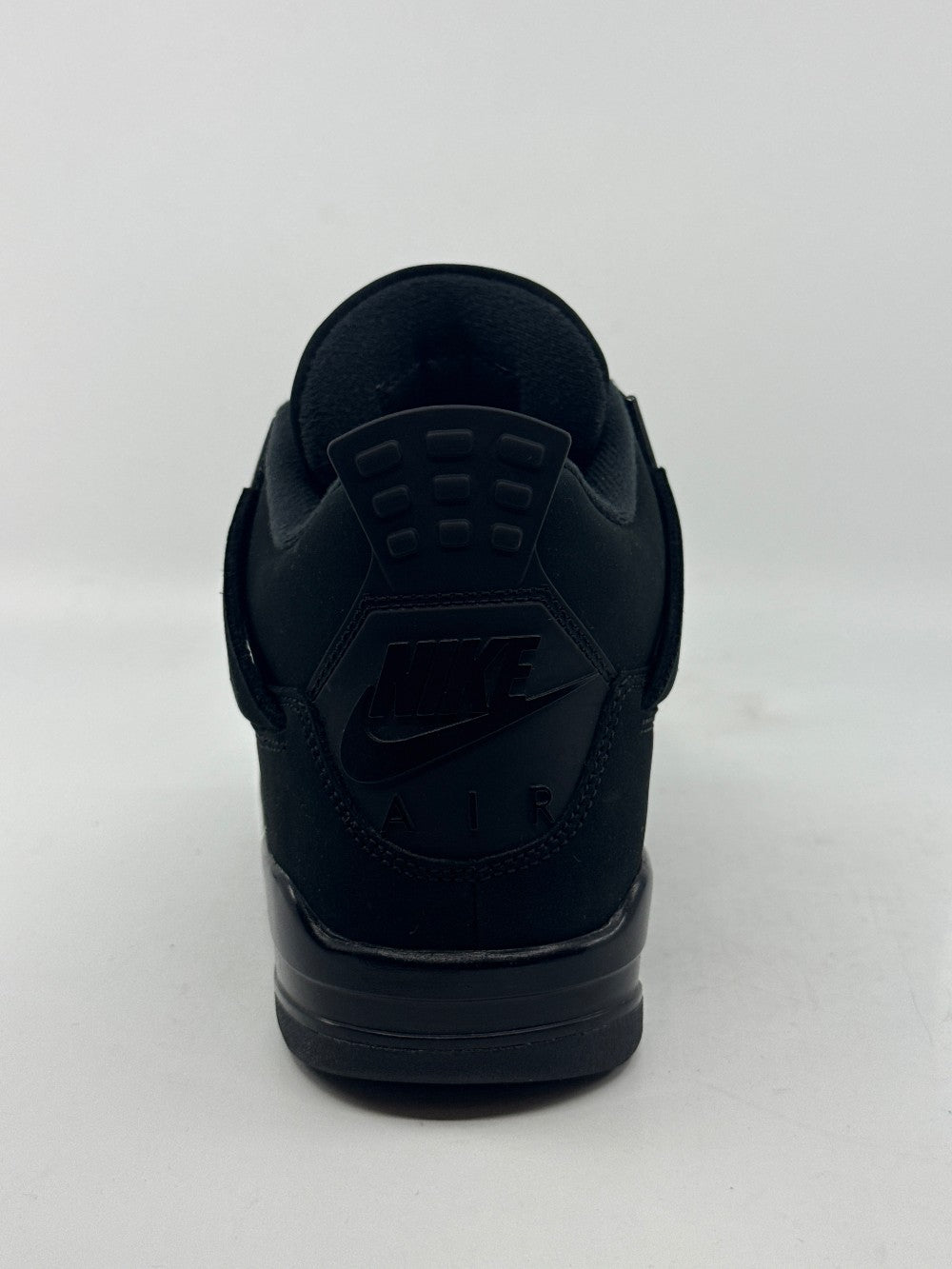 *USED* AJ 4 - BLACK CAT (2025)|42608