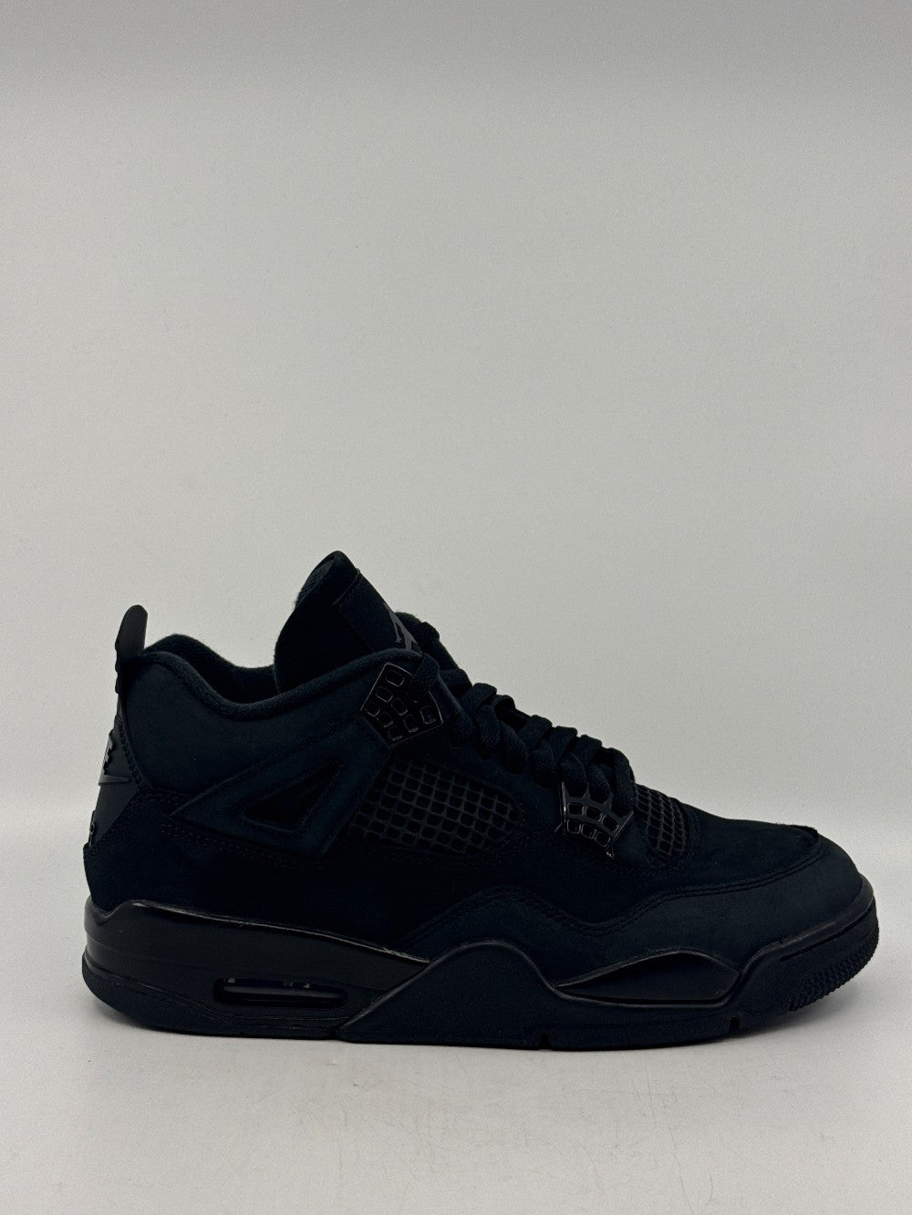*USED* AJ 4 - BLACK CAT (2025)|42662