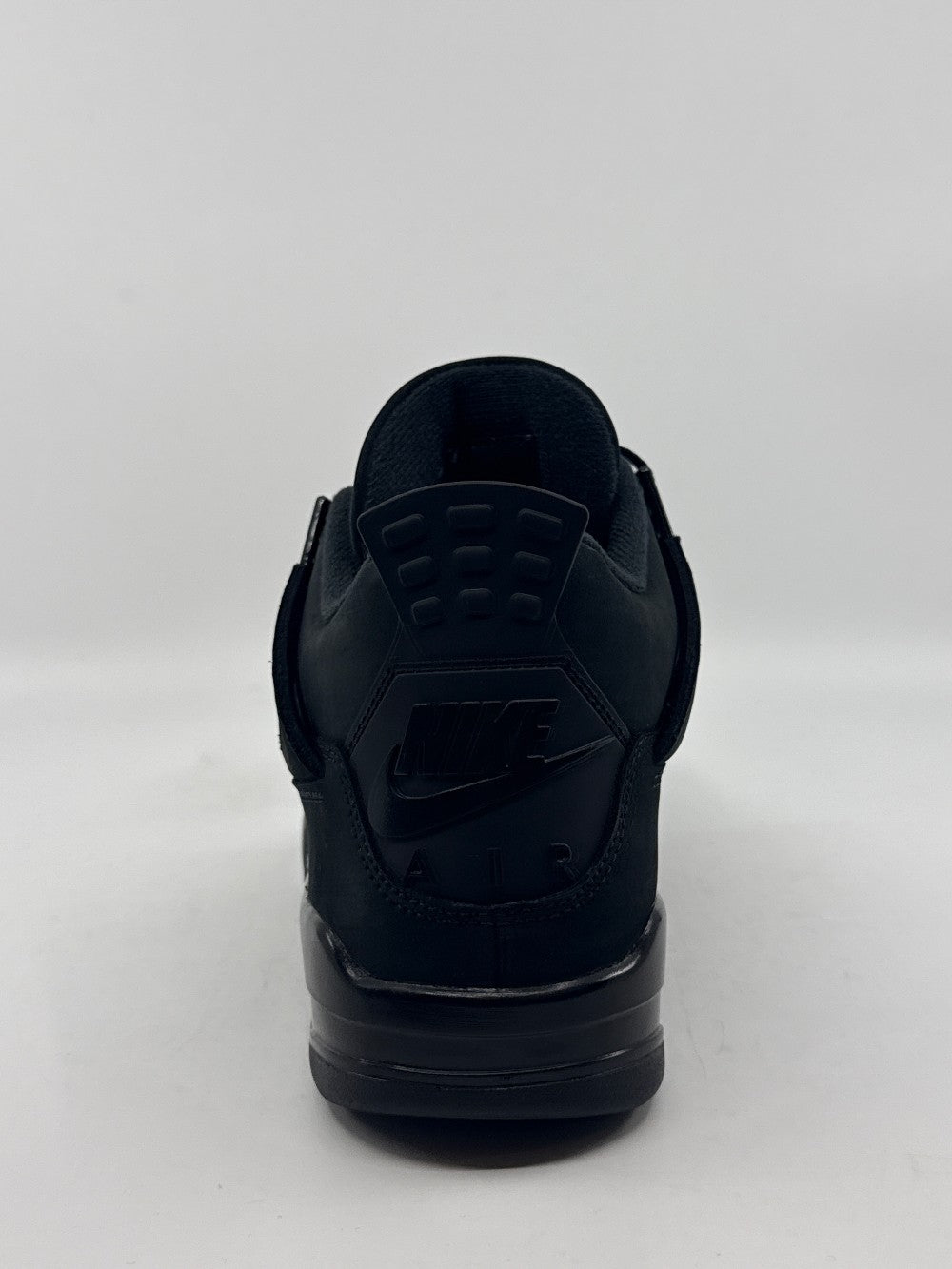 *USED* AJ 4 - BLACK CAT (2025)|42669