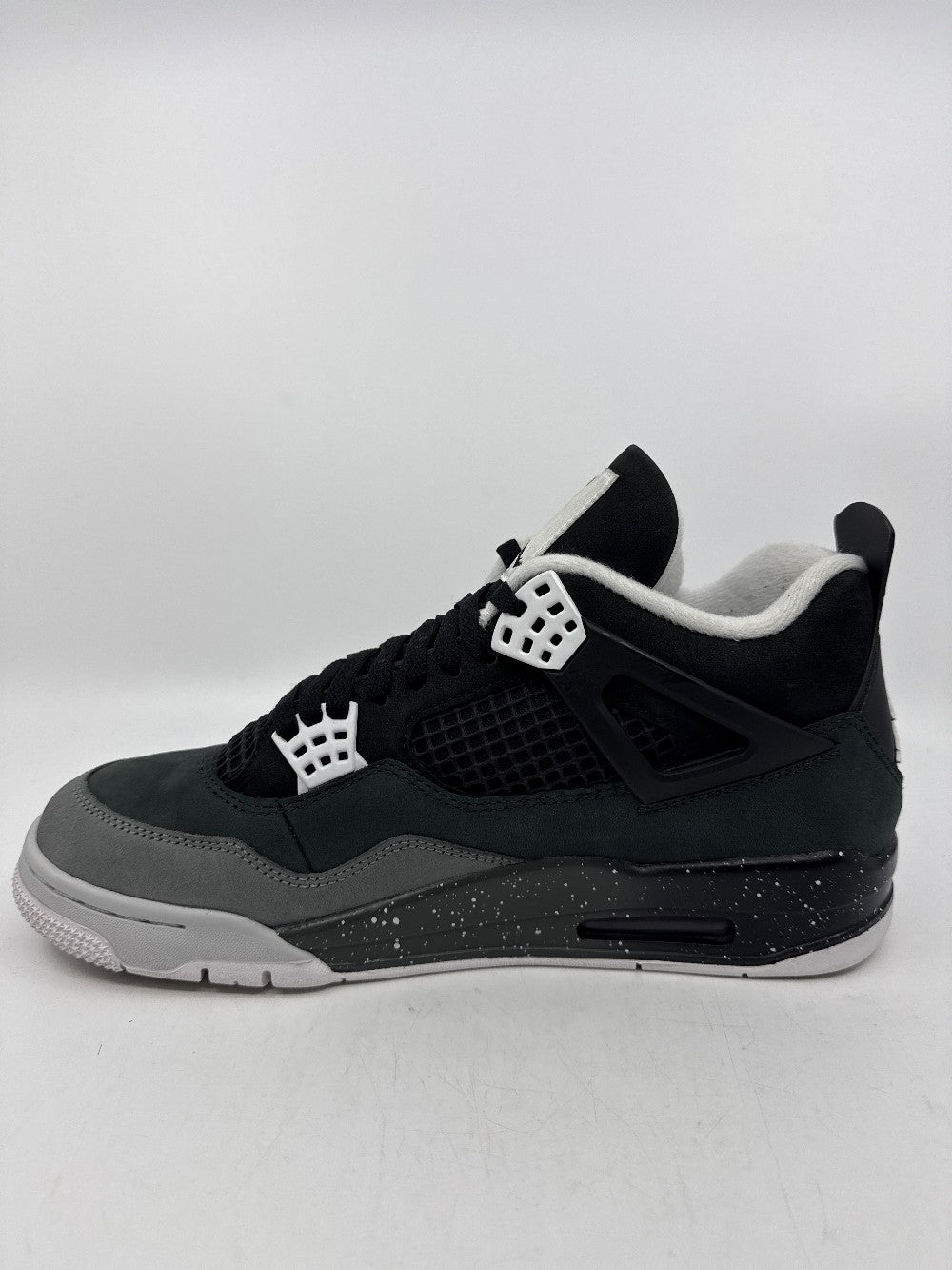 *USED* AJ 4 - FEAR (2024)|42916