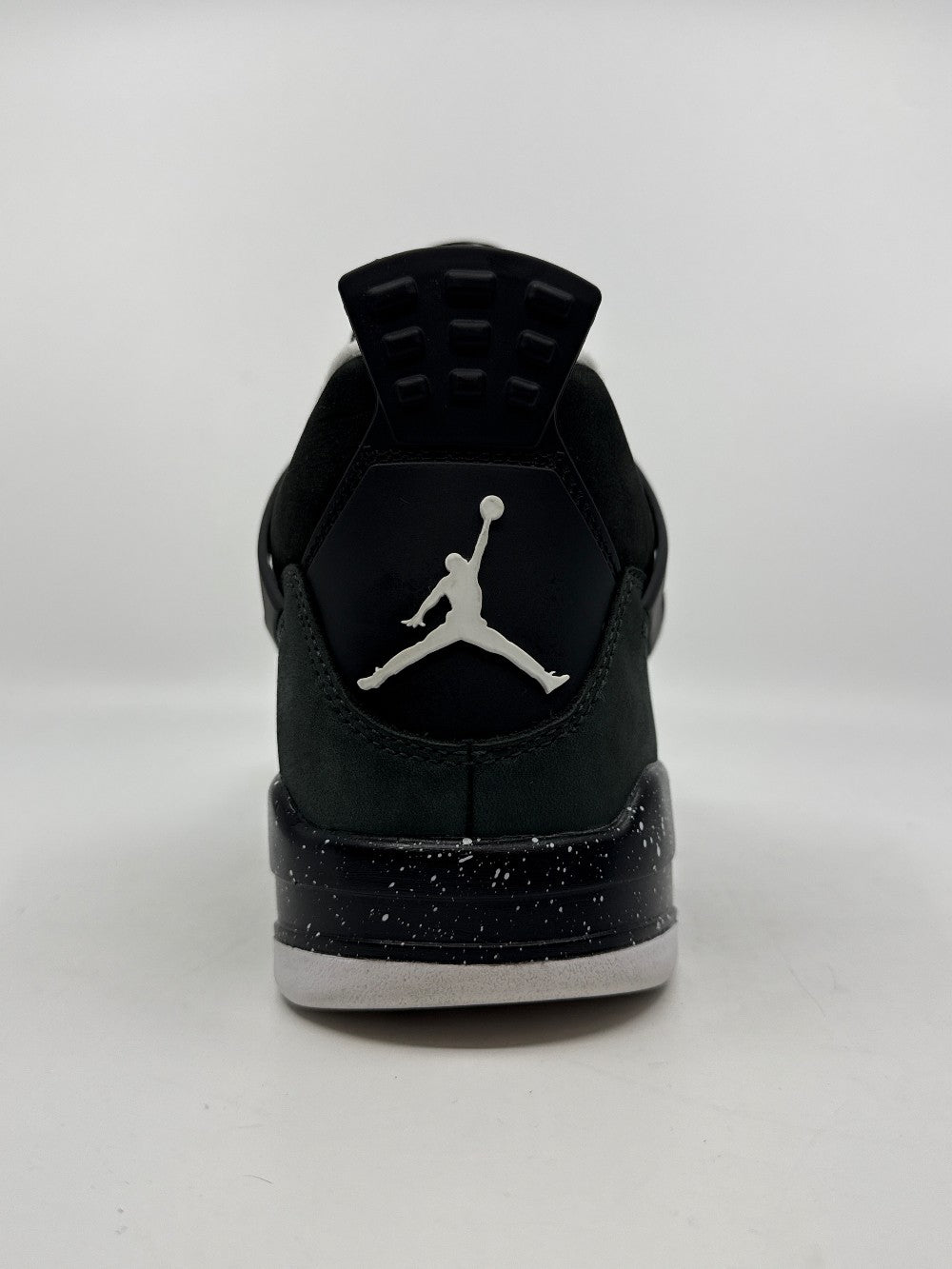 *USED* AJ 4 - FEAR (2024)|42917