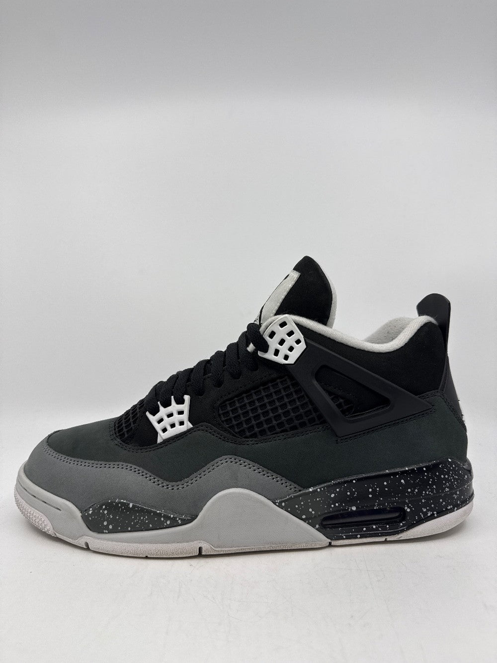 *USED* AJ 4 - FEAR (2024)|42919
