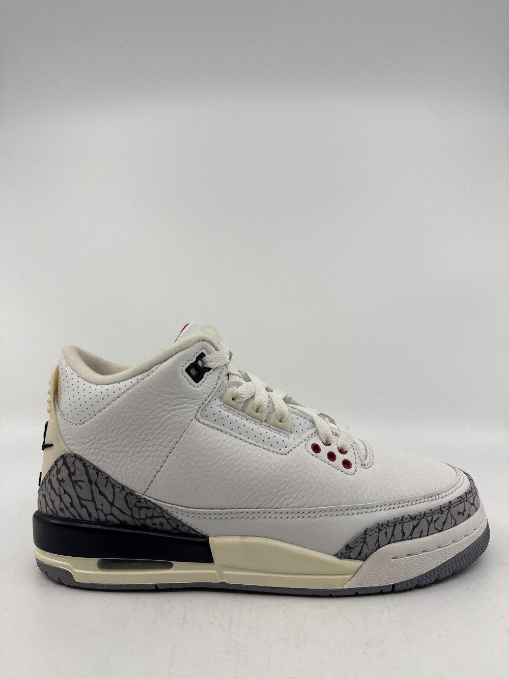 *USED* AJ 3 (GS) - WHITE CEMENT REIMAGINED|42975