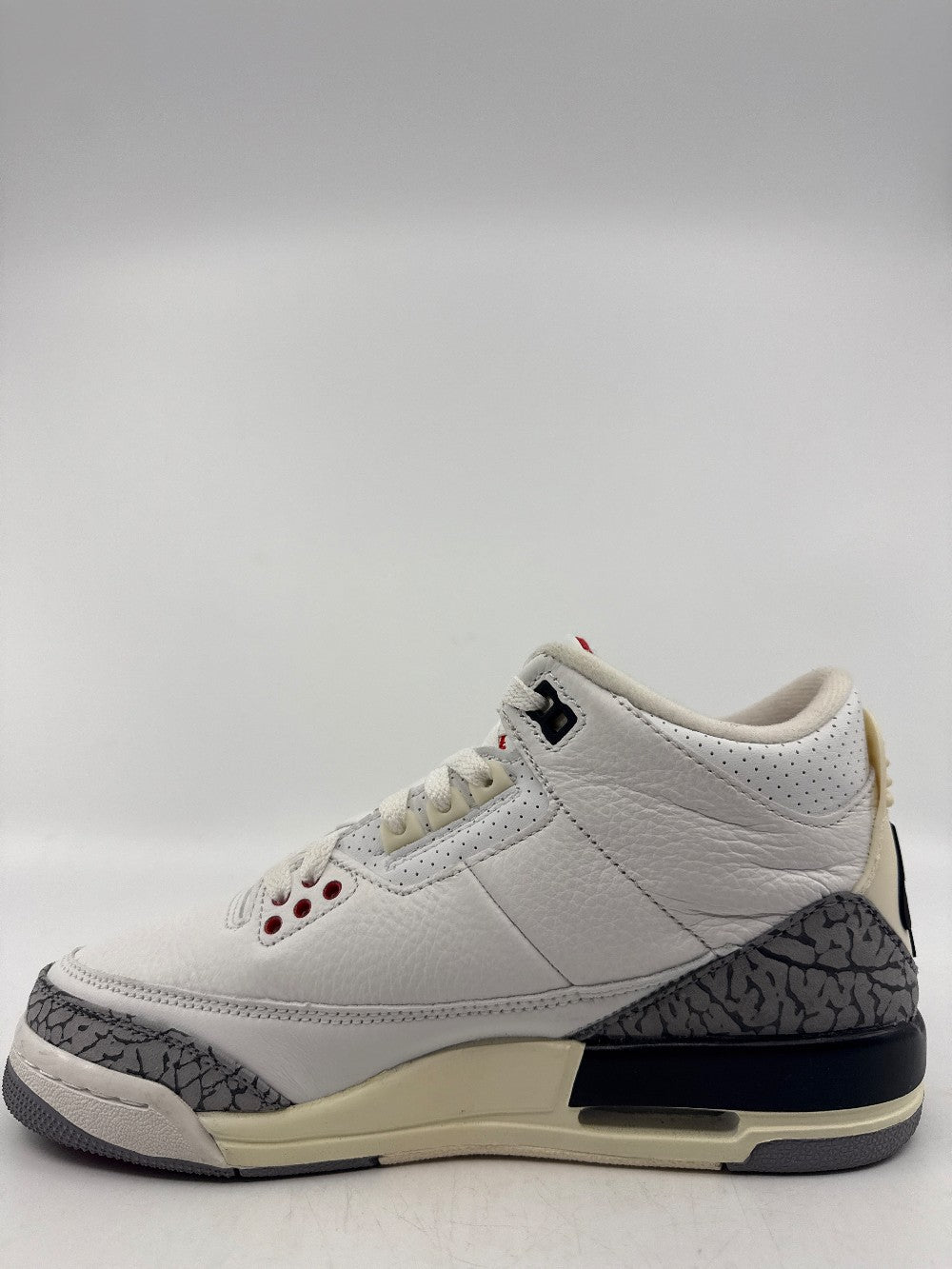 *USED* AJ 3 (GS) - WHITE CEMENT REIMAGINED|42977