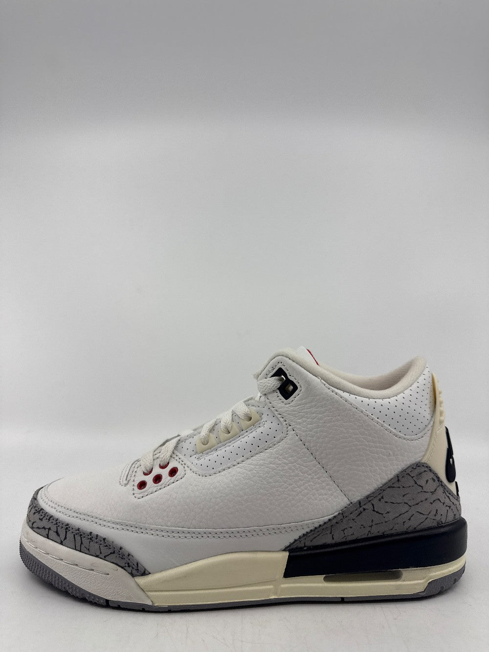 *USED* AJ 3 (GS) - WHITE CEMENT REIMAGINED|42980