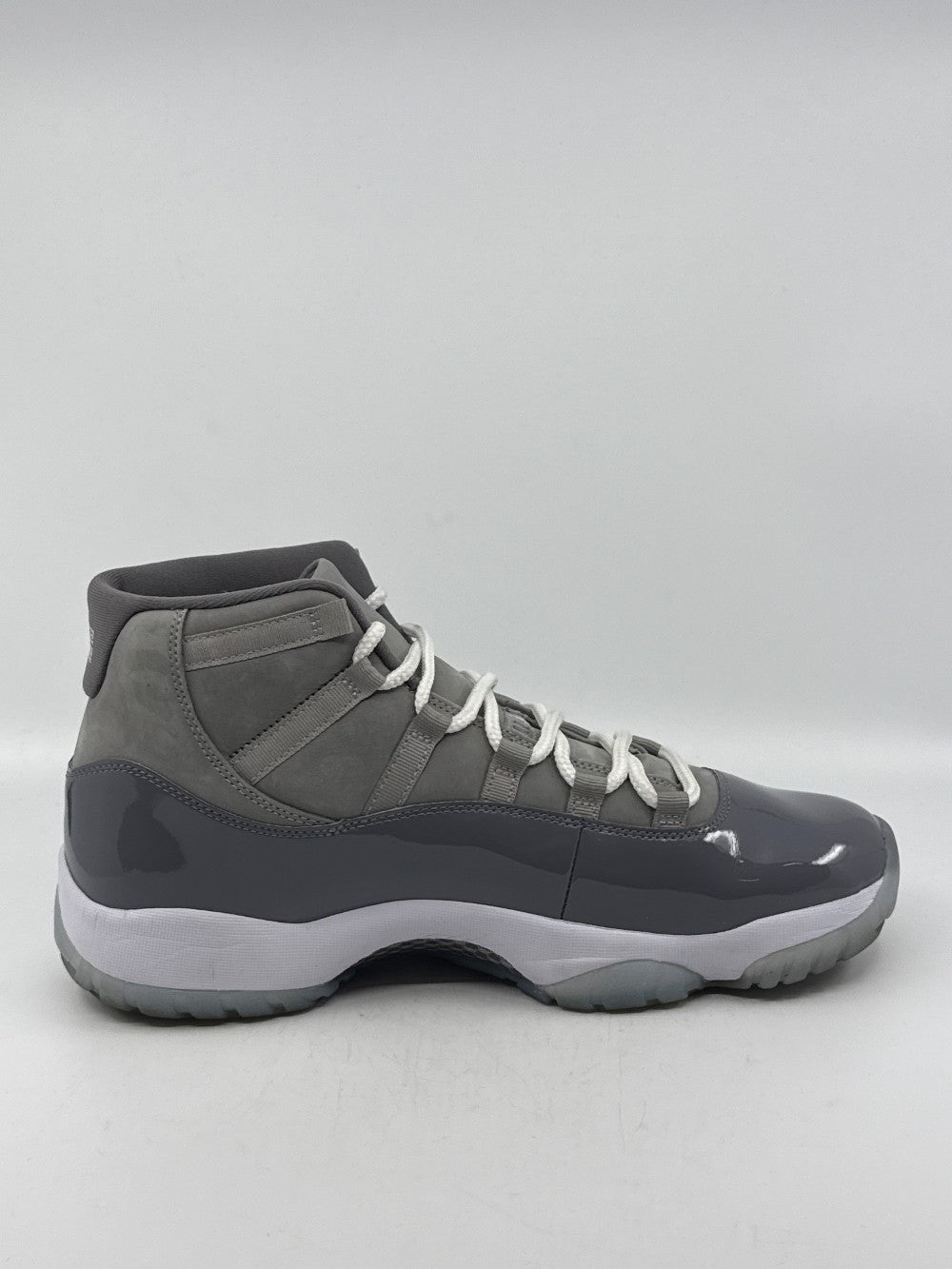 *USED* AJ 11 - COOL GREY (2021)|43003