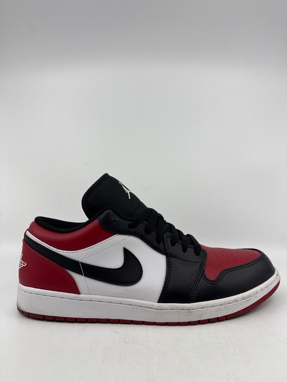 *USED* AJ 1 LOW - BRED TOE|43068