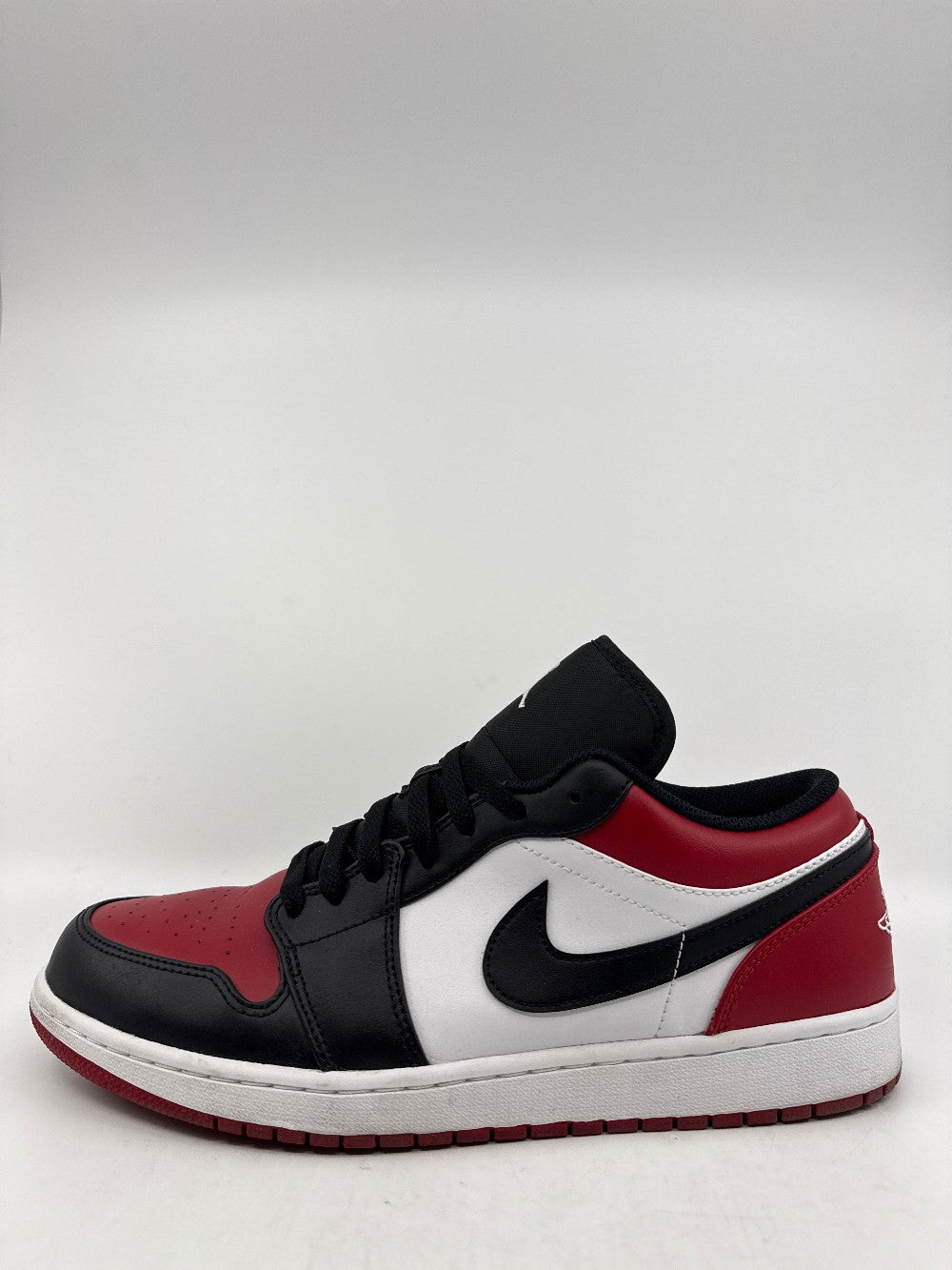 *USED* AJ 1 LOW - BRED TOE|43073