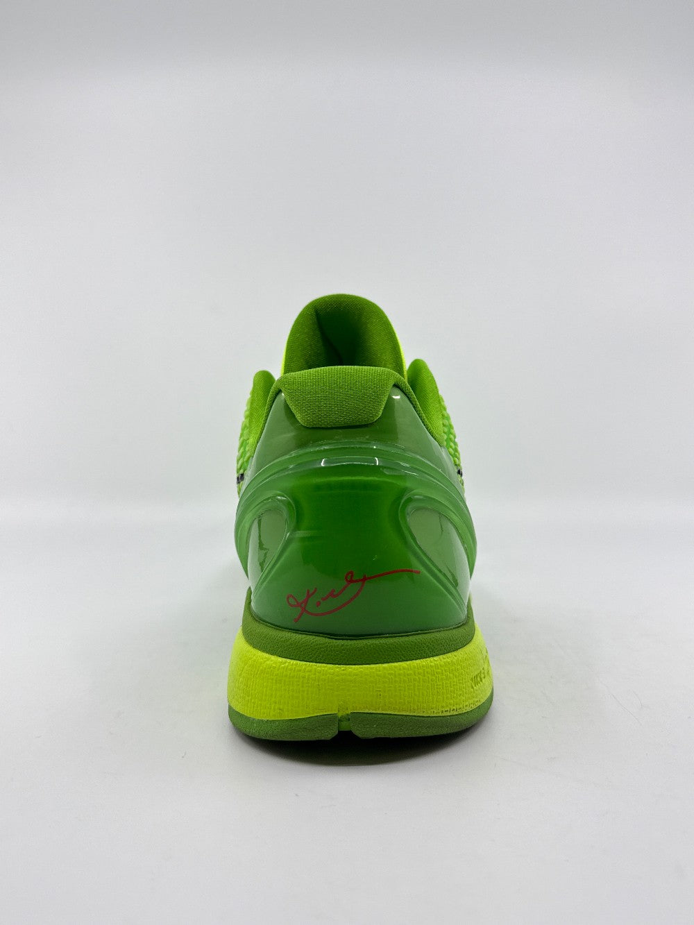 *USED* NIKE KOBE 6 PROTRO - GRINCH (2020)|43081