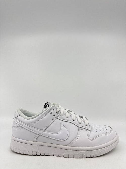 *USED* NIKE DUNK LOW (W) - TRIPLE WHITE (2021)|43090