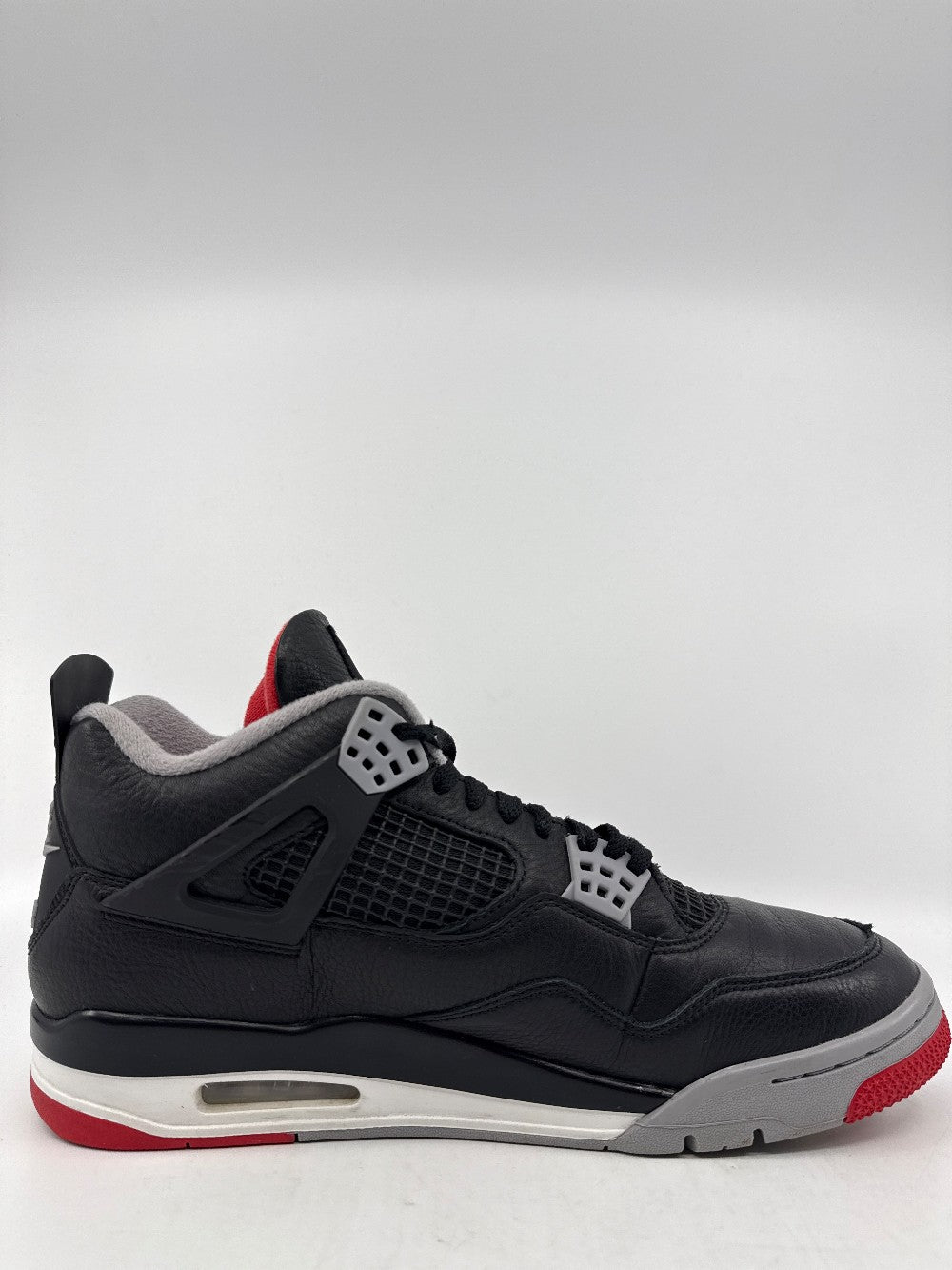 *USED* AJ 4 - BRED REIMAGINED|43128