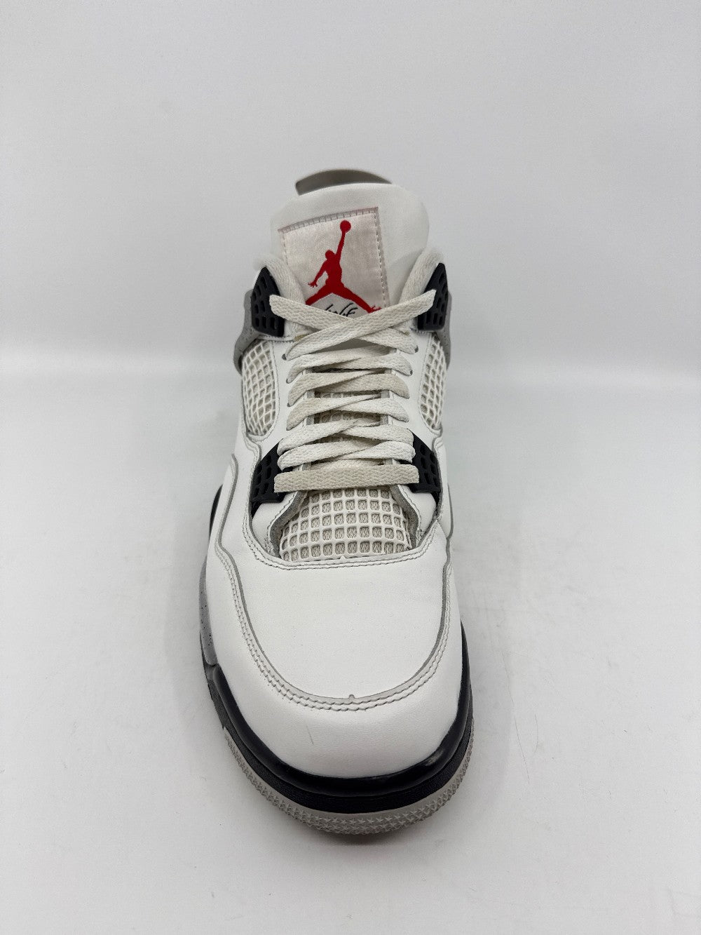 *USED* AJ 4 - WHITE CEMENT (2025)|43132