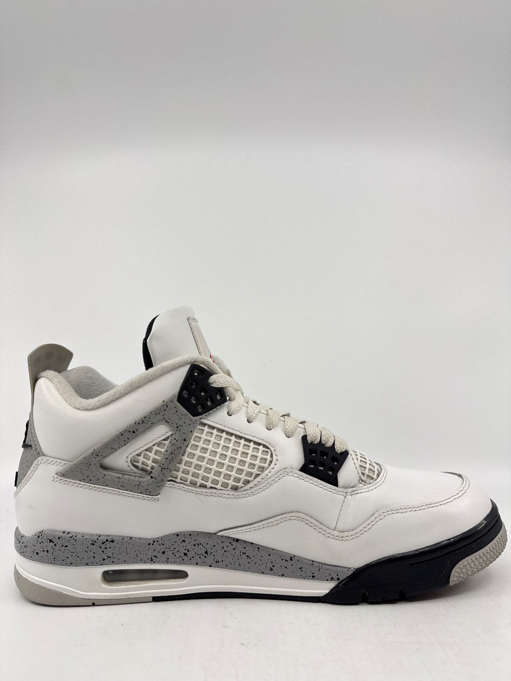 *USED* AJ 4 - WHITE CEMENT (2025)|43138
