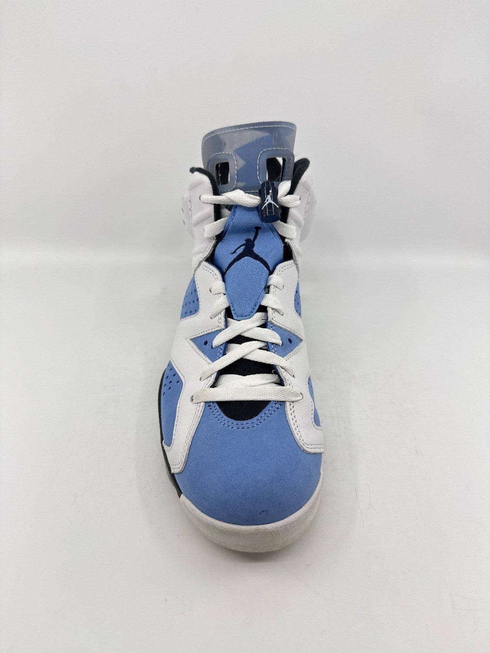 *USED* AJ 6 - UNC WHITE|43182