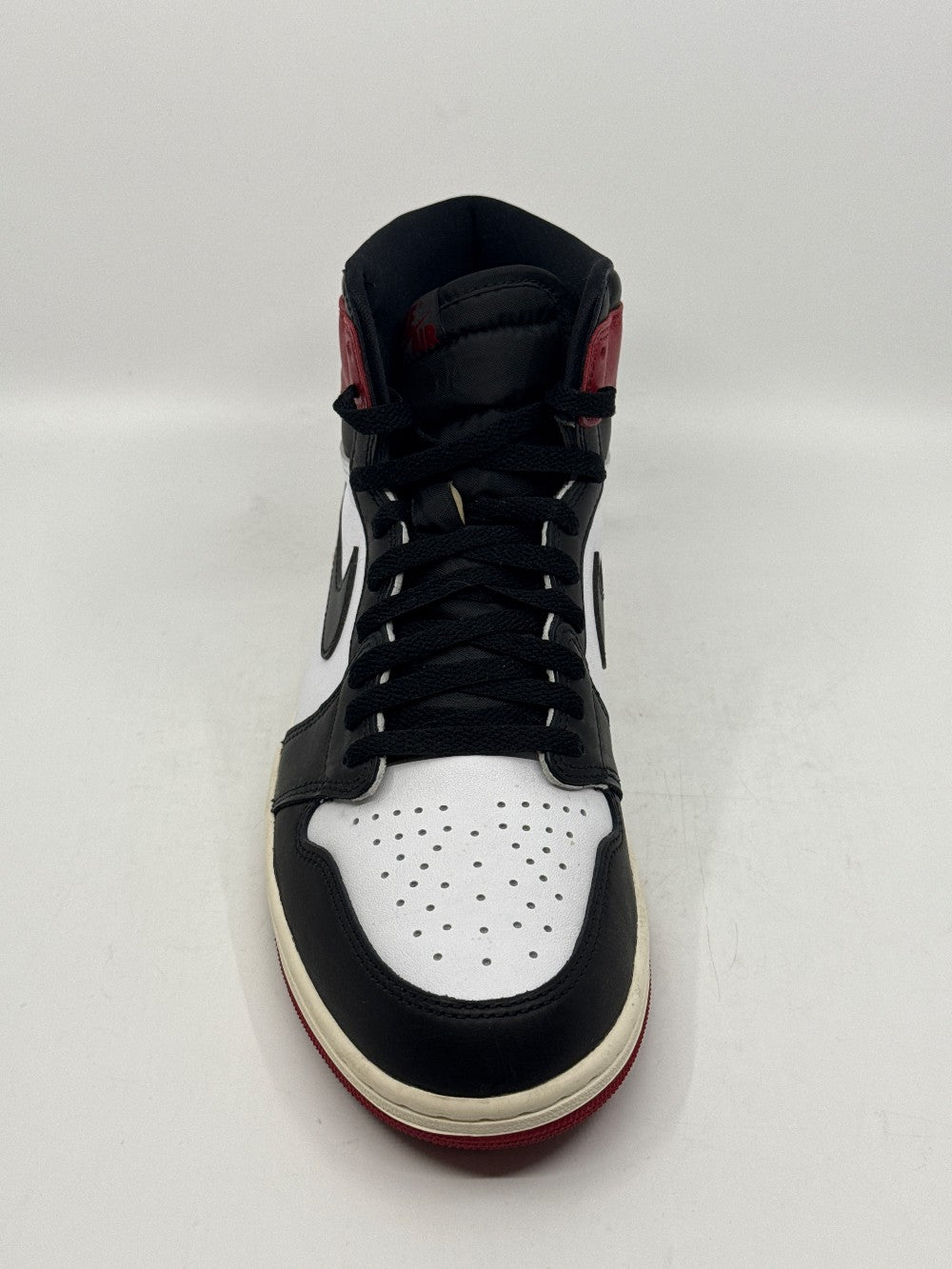 *USED* AJ 1 - BLACK TOE REIMAGINED|43269